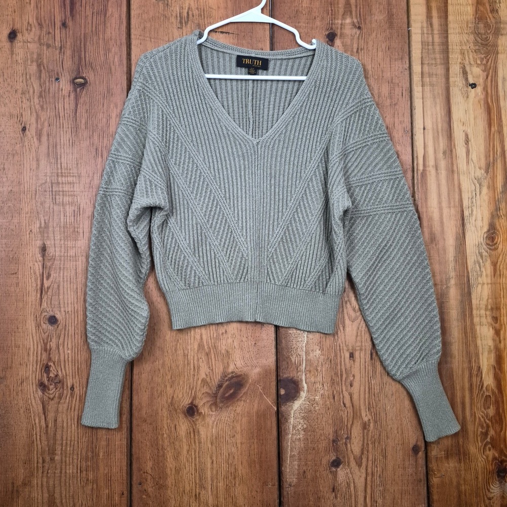 Truth by Republic Sage Green Ribbed V-Neck Balloon Sleeve Cropped Sweater Small